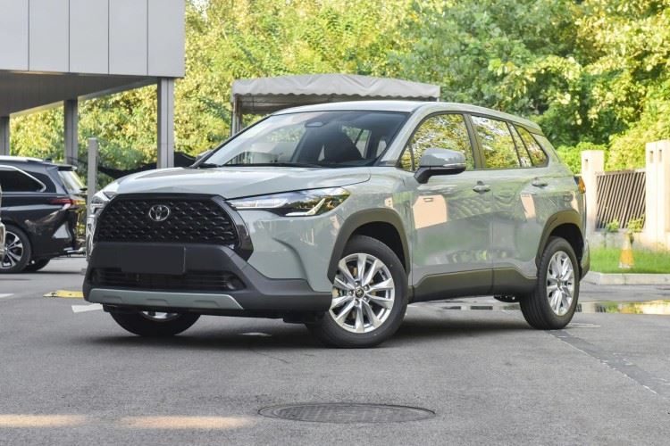 „Toyota Corolla Cross“